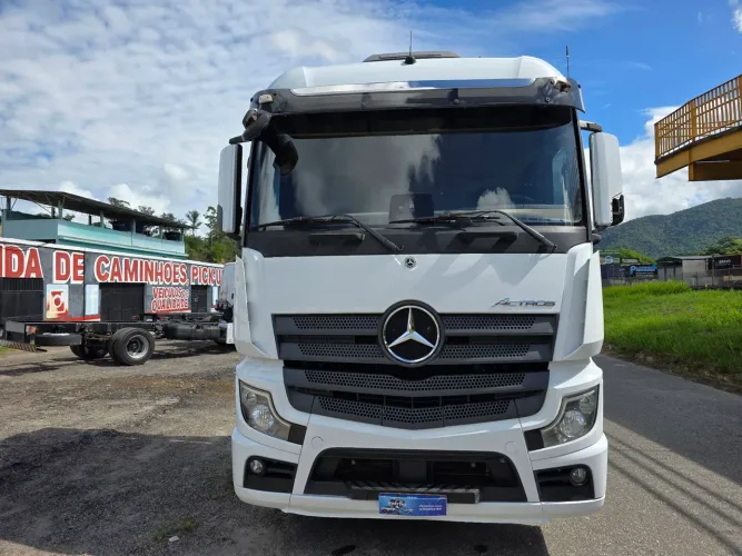 MB Actros modelo 2651 S 6x4 ano 2022