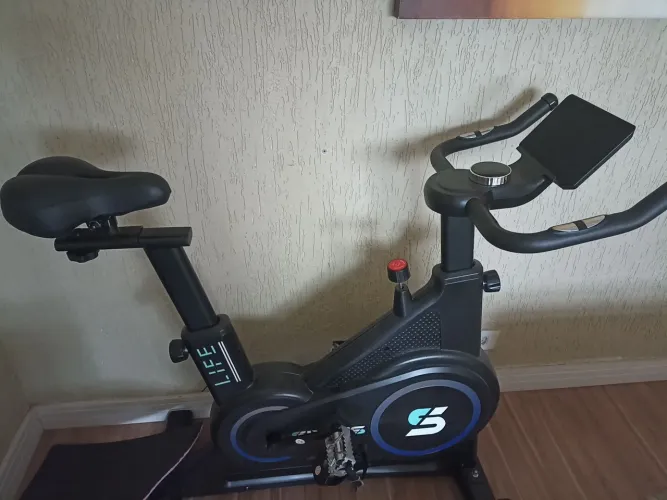 Bicicleta ergométrica magnética com bluetooth