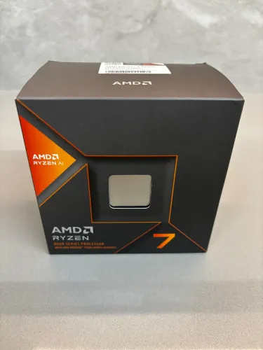 (Lacrado) Processador AMD Ryzen 7 8700G