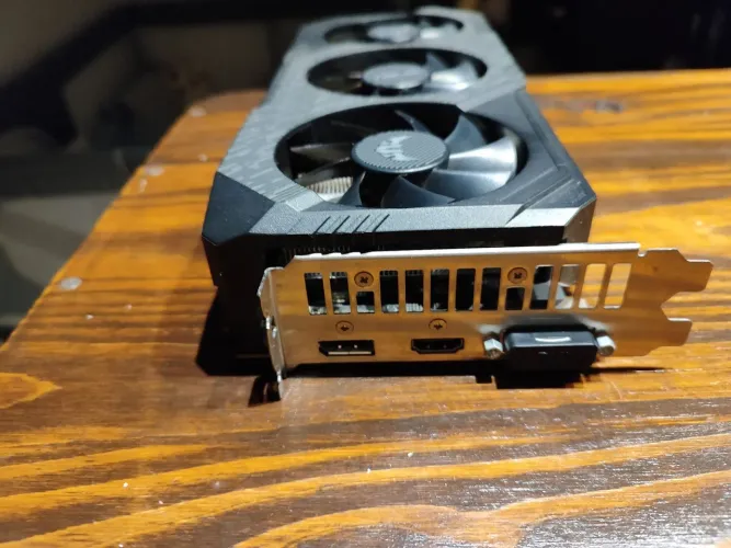 1660S ASUS TUF Gaming