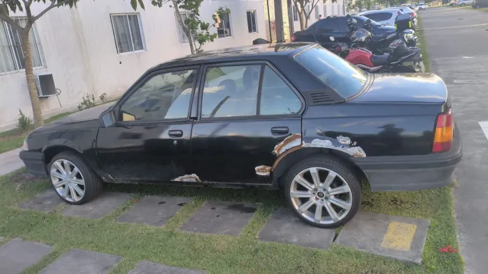 Chevrolet Monza GL 1.8 Efi/ SL/ L/ 650/barc. 2e4p (álcool) 1994