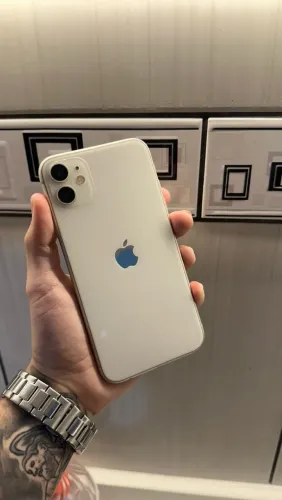 iPhone 11 | 128GB | Branco