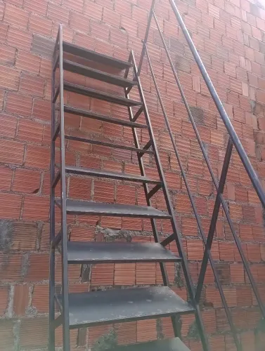 Escada 4 metros