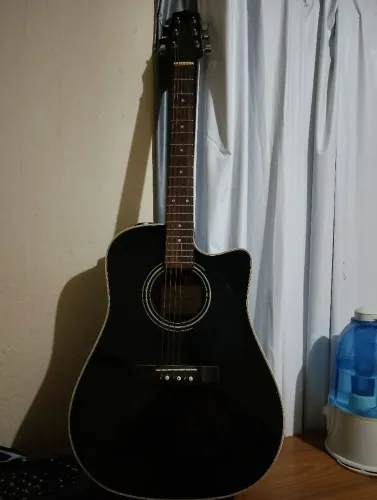 Violão Takamine