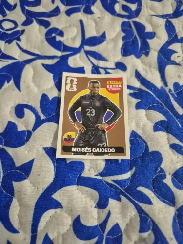 FIGURINHA LEGEND COM ERRO DE IMPRESSÃO