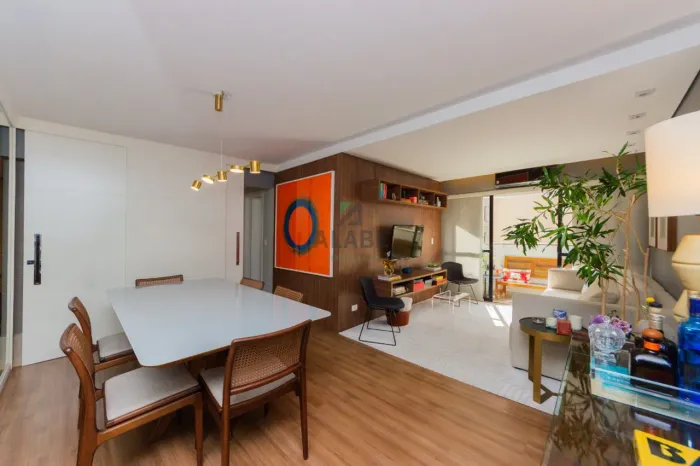 Apartamento para venda em Vila Olímpia com 3 quartos, sendo 1 suíte, 94m²