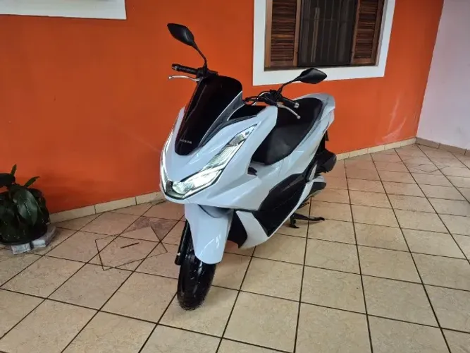 PCX 160 2026 km1.055