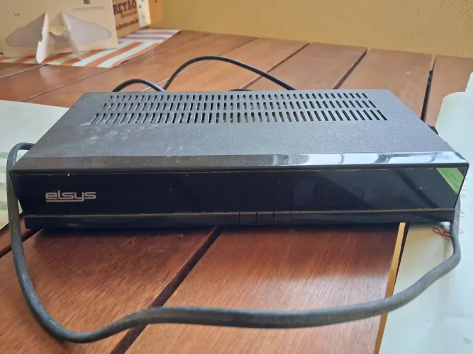 Receptor de antena parabólica
