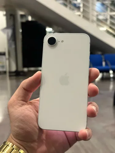iPhone 16e - 128gb - Garantia Apple até 01/27