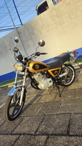 Intruder 125cc (ano 2011)