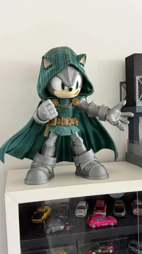 Action figure sonic 