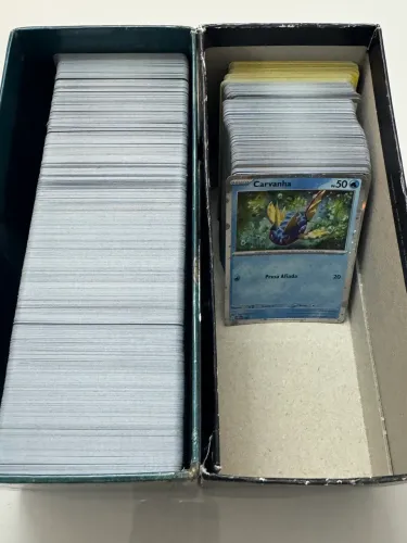 Bulk / Lote Cartas Pokémon TCG - 725 cartas