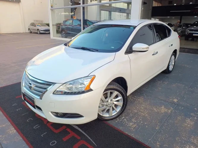 Nissan Sentra SV 2.0 16V CVT (flex) 2014