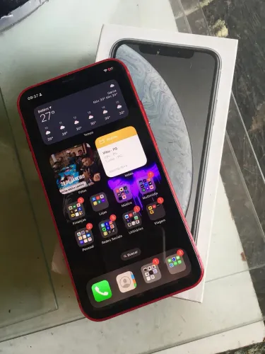 iPhone XR, 64GB - iCloud Livre, caixa e carregado