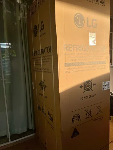 Geladeira LG Frost Free Inverter Inverse INOX 451L