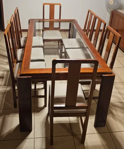 Vendo conjunto de mesa de jantar 8 lugares