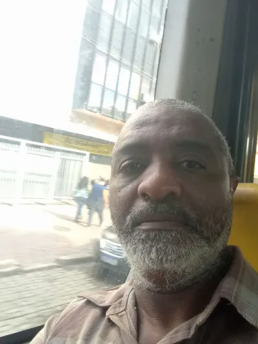 PRECISANDO DE GUIAMENTO TURÍSTICO SÓ CHAMAR 