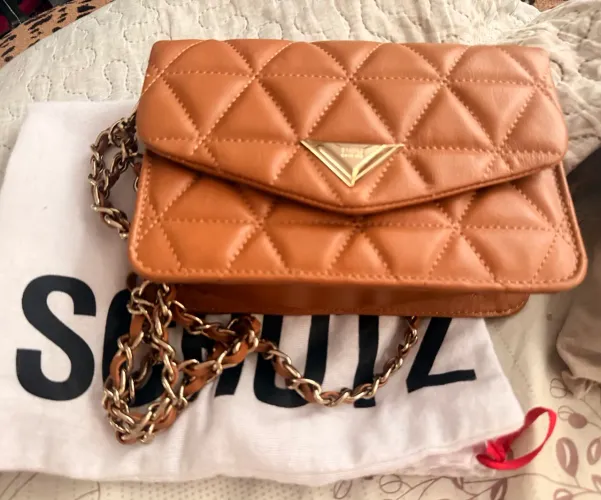 Bolsa Schutz 944 nova