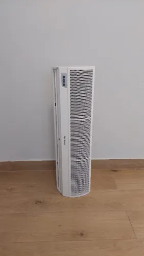 Cortina de Ar Springer para Ar Condicionado - Nunca Usada - 220v - Medidas: 94x25x220cm