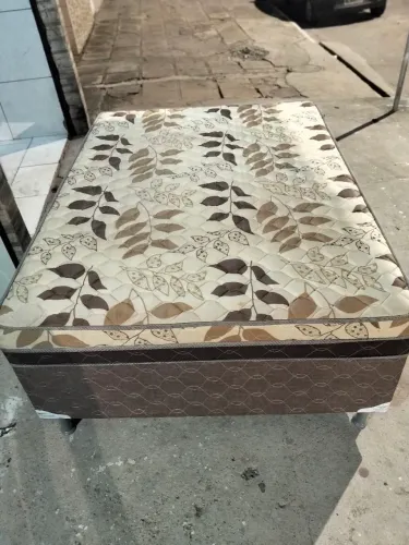 Cama de casal seme nova entrega grátis