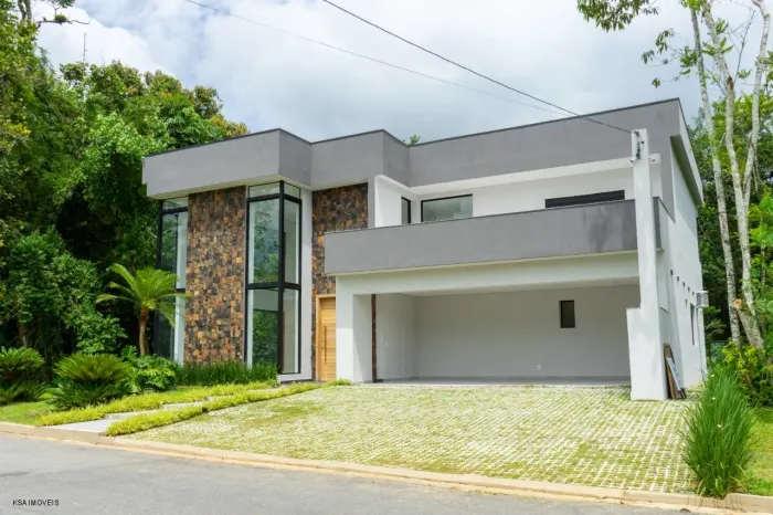 Lindo Sobrado no Condomínio Marina Guarujá - 4 Suítes - 540m² - Novo - Agende sua Visita!