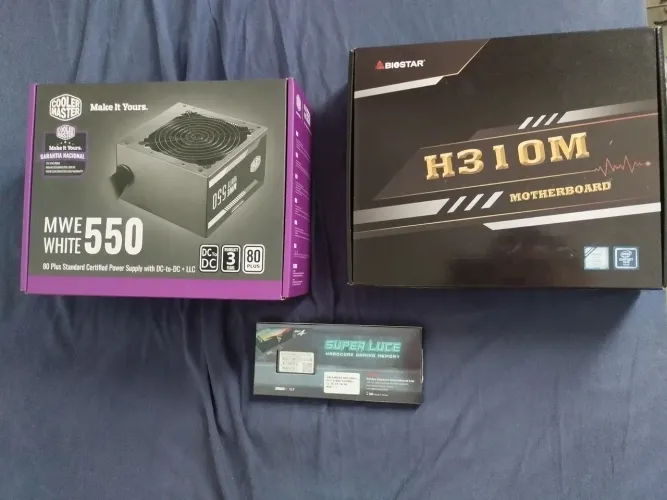 Lote de peças de PC com defeito