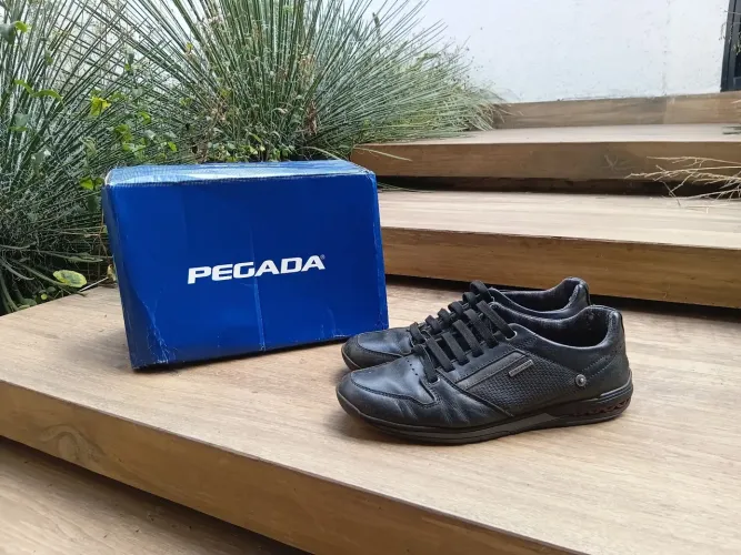 Tenis pegada Technology amortecedor