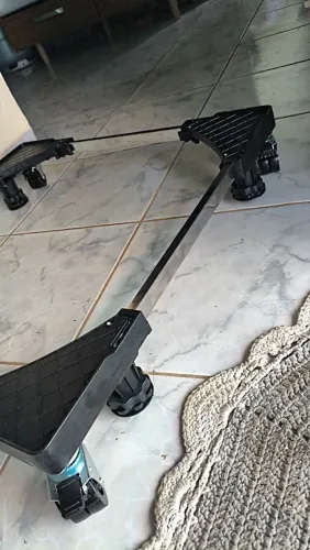 VENDO SUPORTE PRA MÁQUINA DE LAVAR/ GELADEIRA