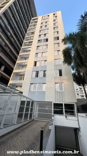 Apartamento 3 Dormitórios sendo 1 suíte, para locação na Rua João Moura, 476 Próximo ao Me