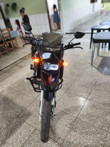 Moto SHI 175 2025