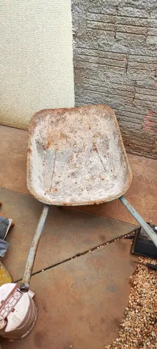 CARRINHO DE MÃO