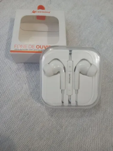 Fone de ouvido de fio ( novo )