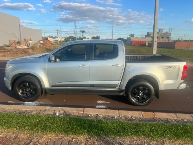 Chevrolet S10 Pick-up LT 2.8 TDI 4X4 CD Diesel AUT 2013