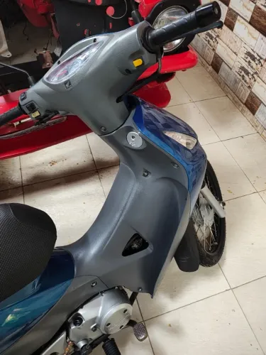 Biz 125 ES
