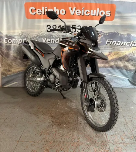 Yamaha XTZ Lander 250 connected  0 km -- Financio em até 48x e parcelo em 21x no cartão