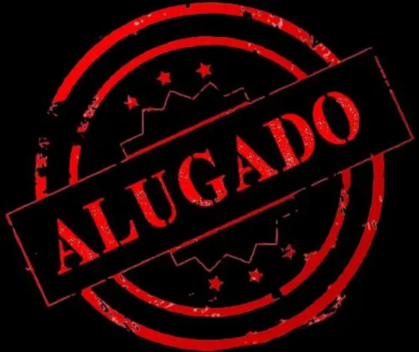 Alugo casa