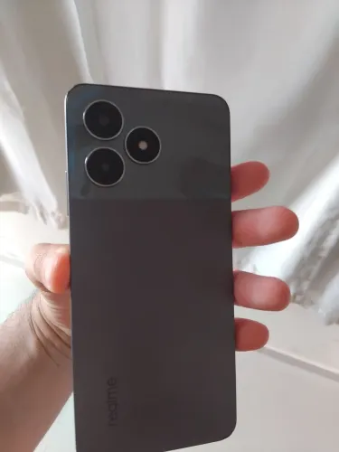 Realme note 50