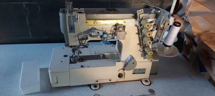 Máquina industrial galoneira