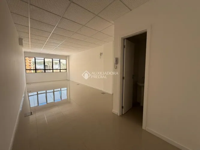 Sala comercial à venda no Itacorubi