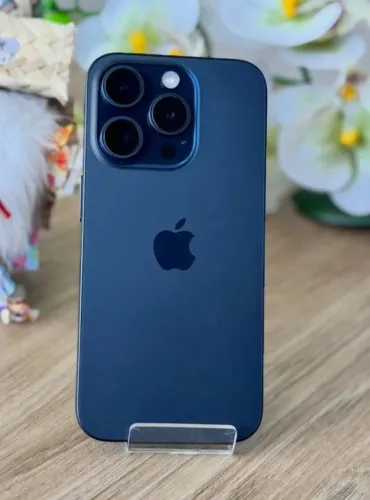 iPhone 15 pro Azul 128 GB 6 meses de garantia