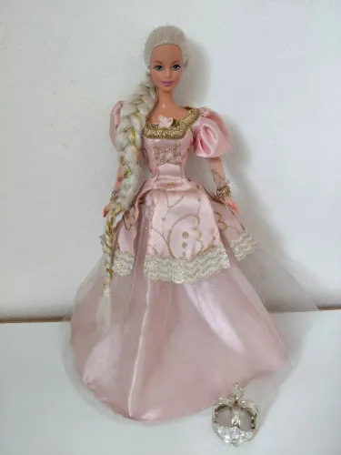 Boneca Barbie Collector Rapunzel
