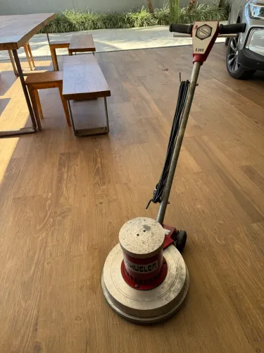 Enceradeira Industrial S350 Schueler