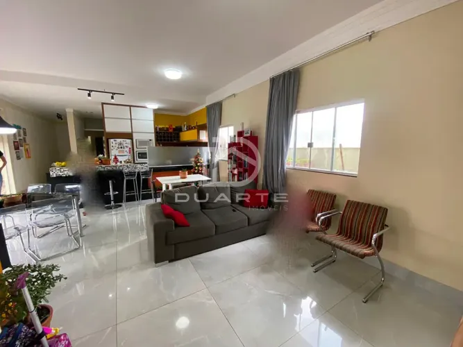 Casa a venda no Condomínio Roses Garden