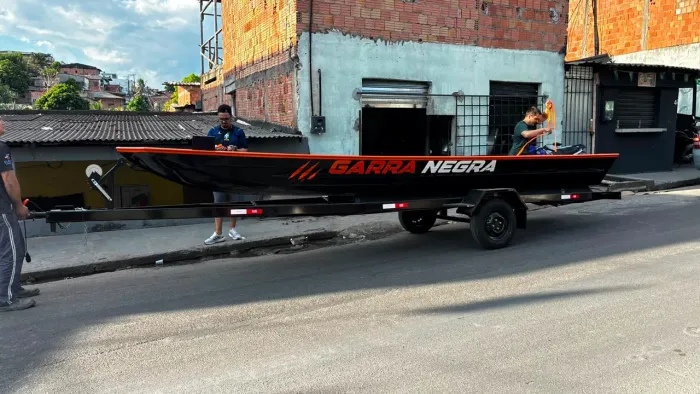 Bote Semi Chata para Pesca / 6x1.30x0,45/ Fabricamos