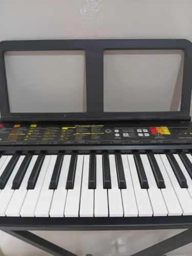 Teclado Yamaha Semi Novo Profissional