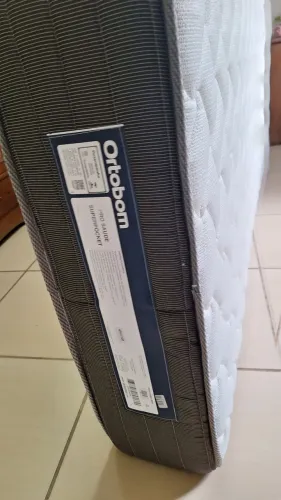Colchão solteiro Ortobom em excelente estado