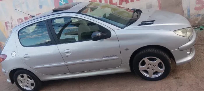 Peugeot 206 Moonlight 1.4 Flex 8V 3P 2008