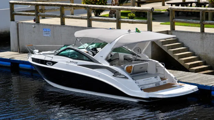 Lancha Focker 270