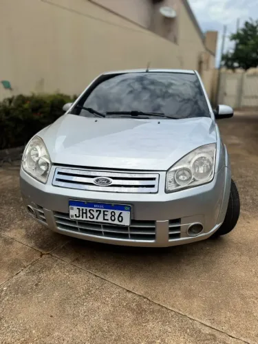 Ford Fiesta Sed. 1.6 8V Flex 4P 2008