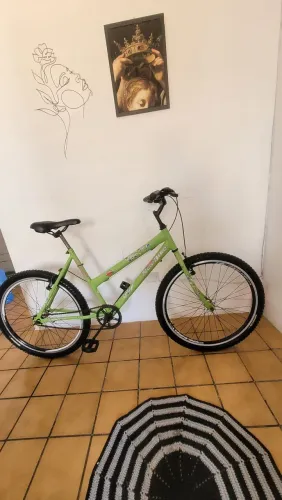 Bike aro 26 2 penels novos jantes aero. Faço entrega e aceito cartão 